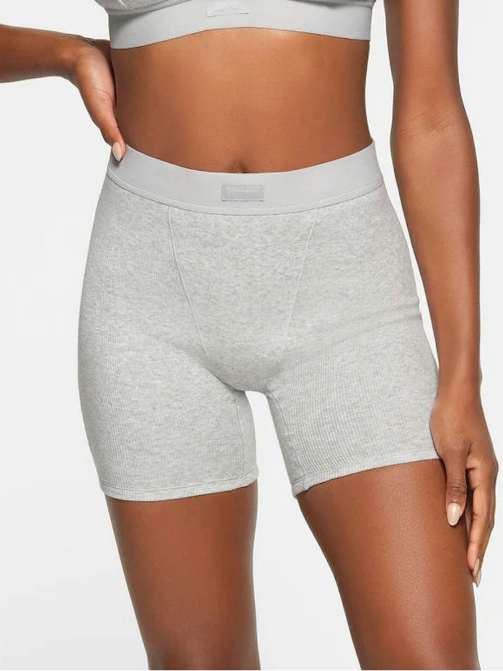 SKIMS Women's Cotton Rib boxer shorts - Picture 2 of 5